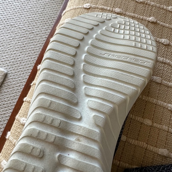 SKETCHERS AIR COOLED BLACK/WHITE TWEED MEMORY FOAM SLIP ON SHOE 9 - Picture 5 of 7